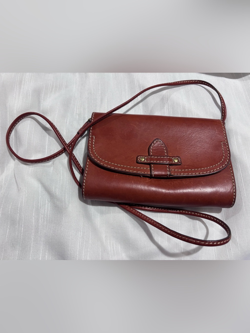 Frye Olivia Leather Wallet Crossbody Bag Cognac Brown Western Purse